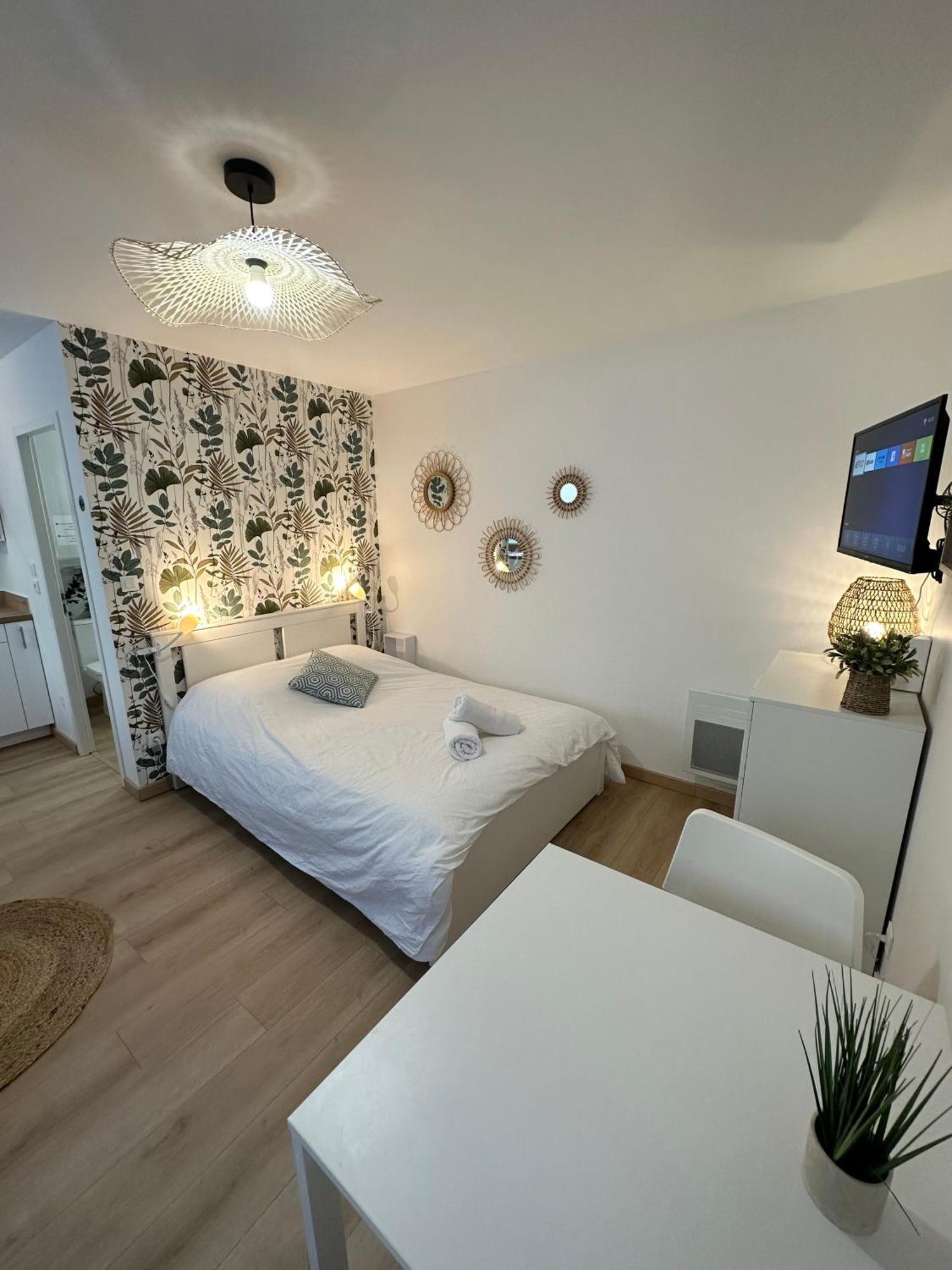 Apartament Le Vegetal / Nay Centre Zewnętrze zdjęcie